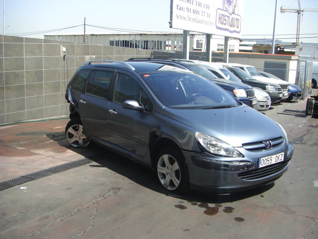 vista delantera derecha PEUGEOT 307 SW 1.9 HDI 110CV 7PLAZAS