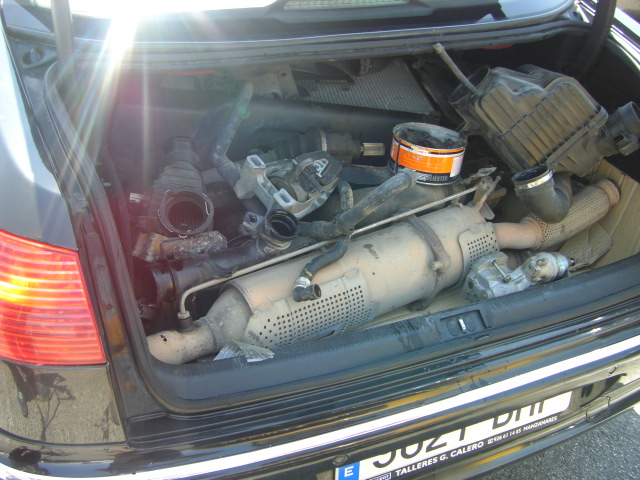 vista piezas en maletero PEUGEOT 607 2.7 HDI 204CV AUTOMATICO