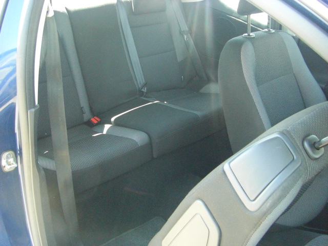 vista interior trasero PEUGEOT 207 1.6 HDI 90CV