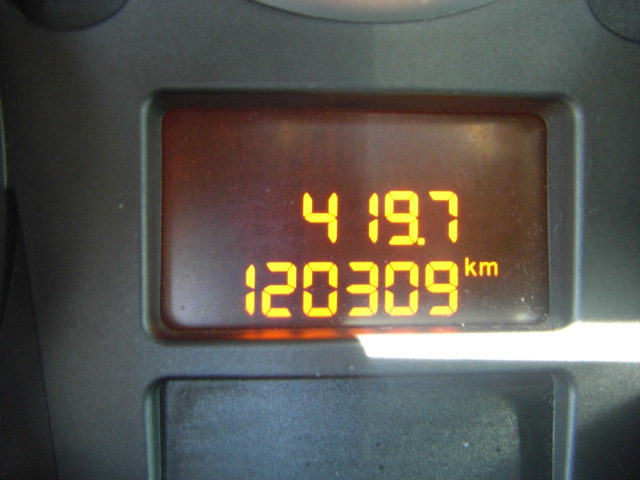 vista km PEUGEOT 207 1.6 HDI 90CV