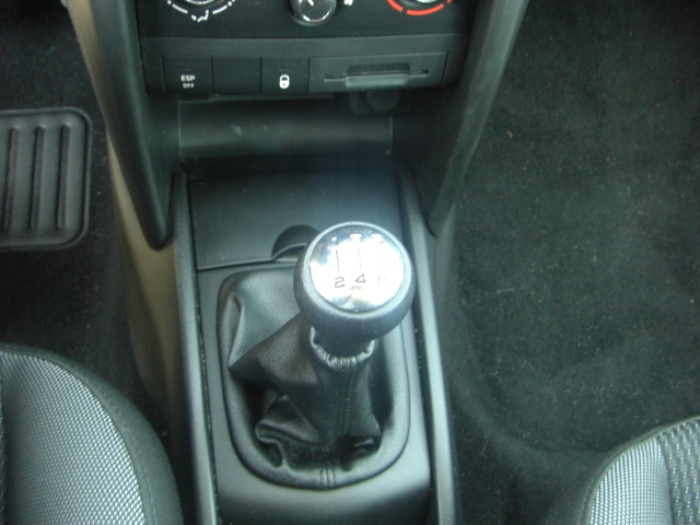 vista cambio PEUGEOT 207 1.6 HDI 90CV