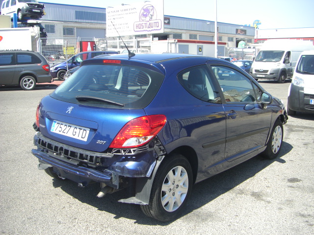 vista trasera derecha PEUGEOT 207 1.6 HDI 90CV