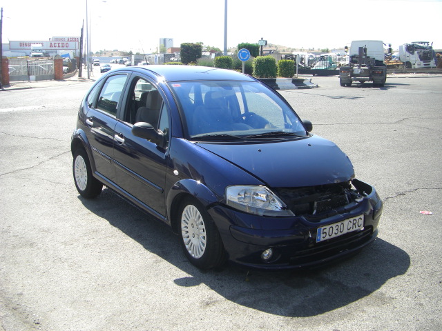 vista delantera derecha CITROEN C-3 1.4 HDI 70CV