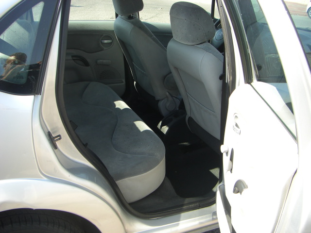 vista interior trasero CITROEN C-3 1.4 HDI 68CV SX PLUS
