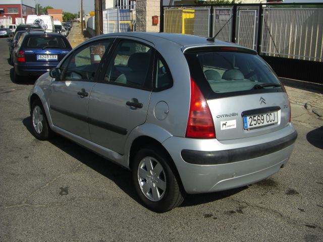 vista trasera izquierda CITROEN C-3 1.4 HDI 68CV SX PLUS