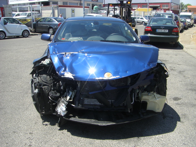 vista delantera BMW 645 CI 4.4 333CV