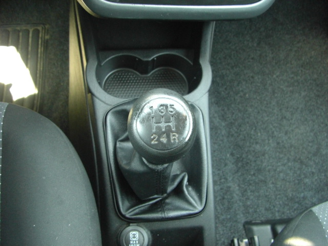 vista cambio FIAT GRANDE PUNTO VAN 1.3 MULTIJET 75CV