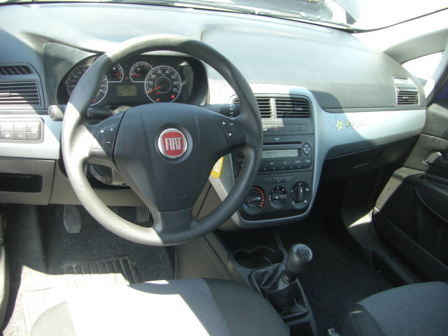 vista salpicadero FIAT GRANDE PUNTO VAN 1.3 MULTIJET 75CV