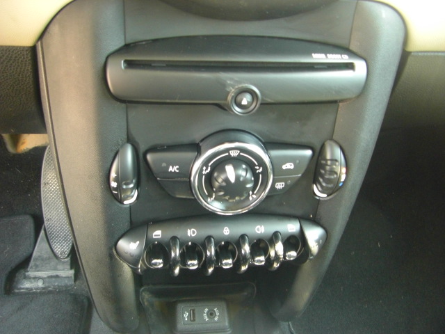 vista cd y a/c MINI ONE 1.6 GASOLINA 98CV