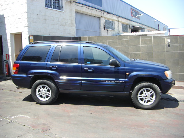 vista lateral derecho JEEP GRAND CHEROKEE 2.7 CRDI 163CV AUTOMATICO