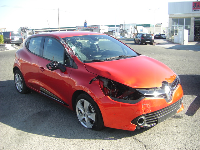 vista delantera derecha RENAULT CLIO 1.5 DCI 90CV