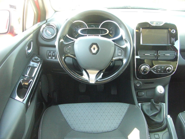 vista salpicadero RENAULT CLIO 1.5 DCI 90CV