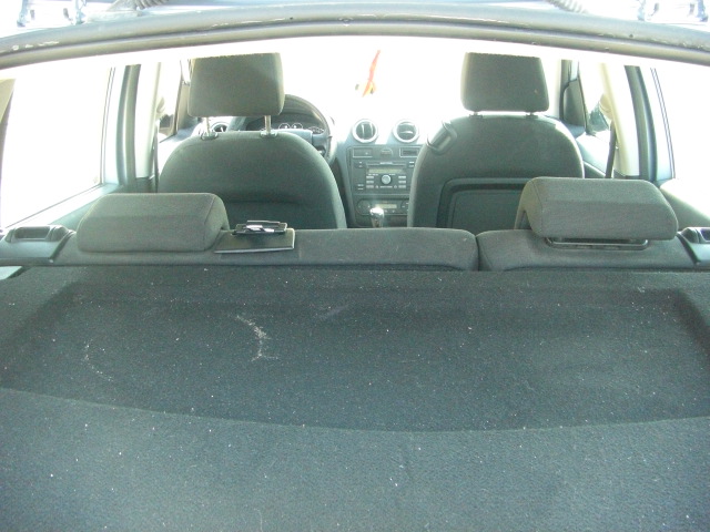 vista interior FORD FUSION 1.4 TDCI 68CV