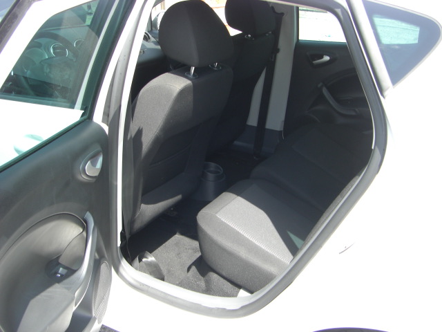 vista interior trasero SEAT IBIZA 1.6 TDI SPORT 105CV