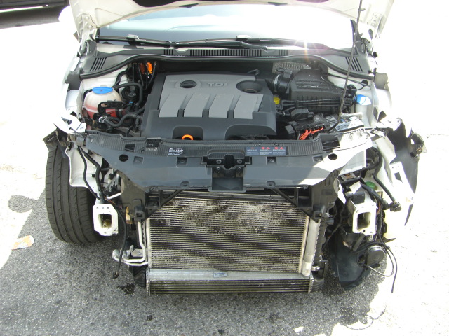 vista motor vista interior derecho SEAT IBIZA 1.6 TDI SPORT 105CV