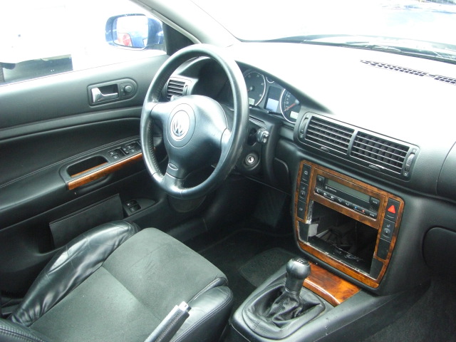 vista salpicadero VOLKSWAGEN PASSAT AVANT 1.9 TDI 130CV