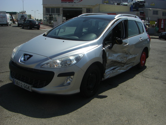 vista delantera izquierda PEUGEOT 308 SW CONFORT 1.6 HDI 108CV 7 PLAZAS