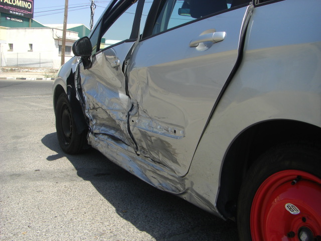 vista golpe PEUGEOT 308 SW CONFORT 1.6 HDI 108CV 7 PLAZAS