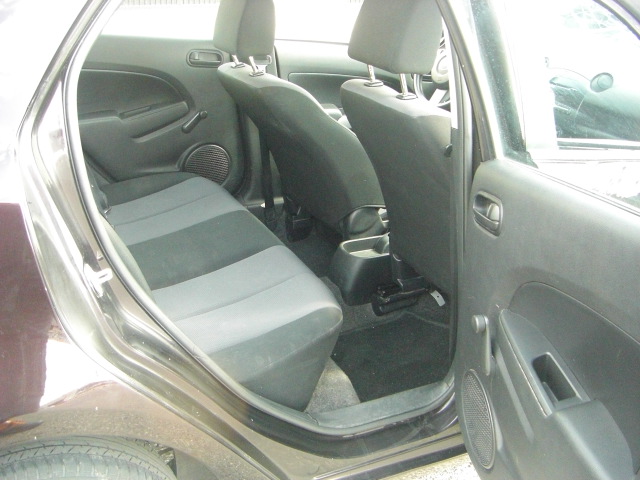 vista interior trasero MAZDA 2 1.4 GASOLINA 75CV