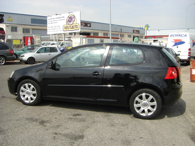 vista lateral izquierdo VOLKSWAGEN GOLF 2.0 TDI 140CV