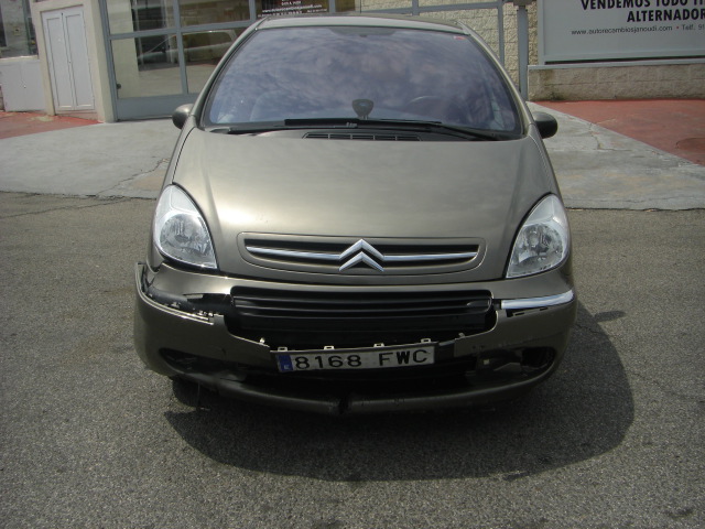vista delantera CITROEN XSARA PICASSO 1.6 HDI 110CV