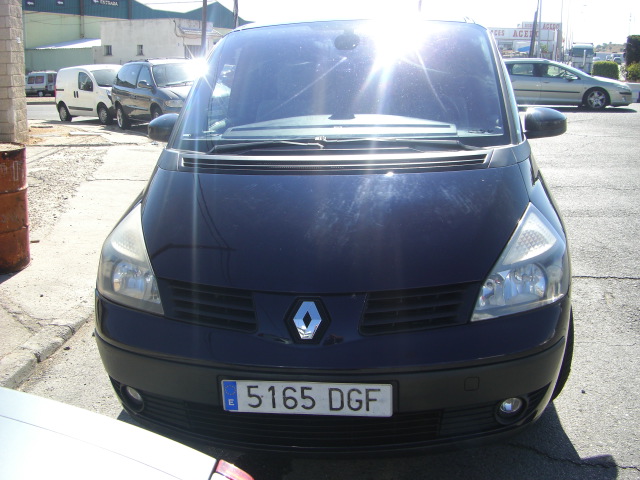 vista delantera RENAULT GRAND ESPACE 2.2 DCI 150CV 7 PLAZAS
