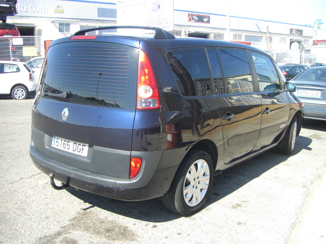 vista trasera derecha RENAULT GRAND ESPACE 2.2 DCI 150CV 7 PLAZAS