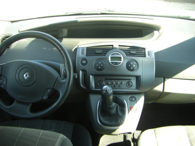 vista salpicadero RENAULT MEGANE SCENIC 1.5 DCI 100CV