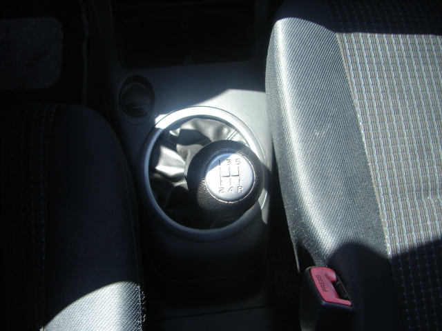 vista cambio SUZUKI SWIFT 1.4 GASOLINA 90CV