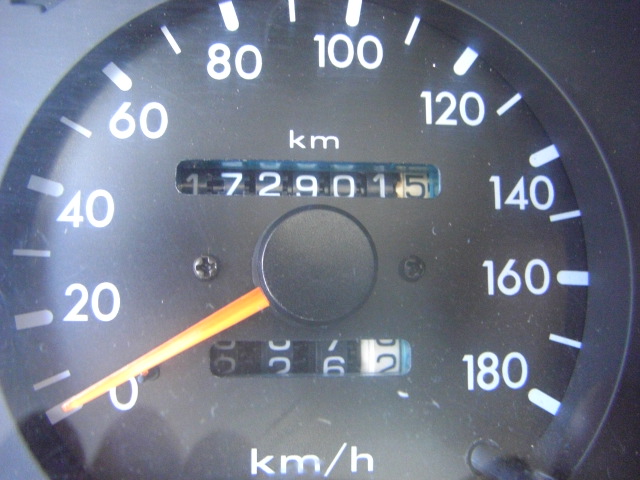 vista km NISSAN TERRANO II 2.4 GASOLINA 123CV