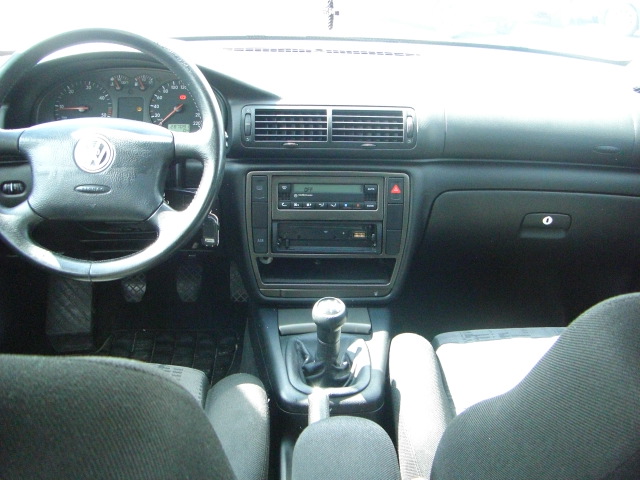 vista salpicadero VOLKSWAGEN PASSAT AVANT 1.9 TDI 115CV