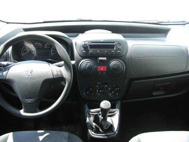 vista salpicadero PEUGEOT BIPPER 1.3 HDI 75CV INDUSTRIAL