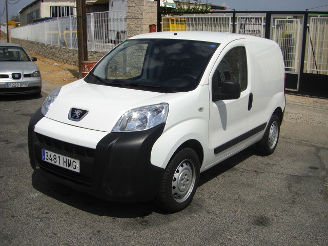 vista delantera izquierda PEUGEOT BIPPER 1.3 HDI 75CV INDUSTRIAL