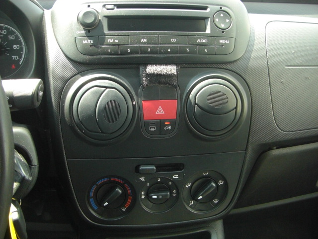 vista cd y a/c PEUGEOT BIPPER 1.3 HDI 75CV INDUSTRIAL