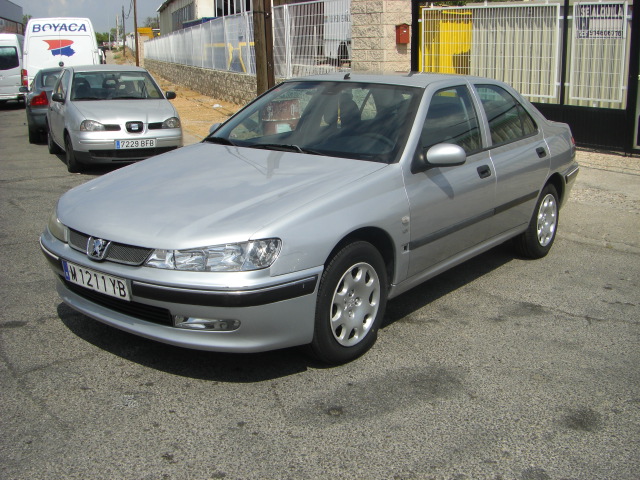 vista delantera izquierda PEUGEOT 406 2.0 HDI 90CV