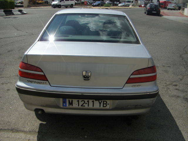 vista trasera PEUGEOT 406 2.0 HDI 90CV