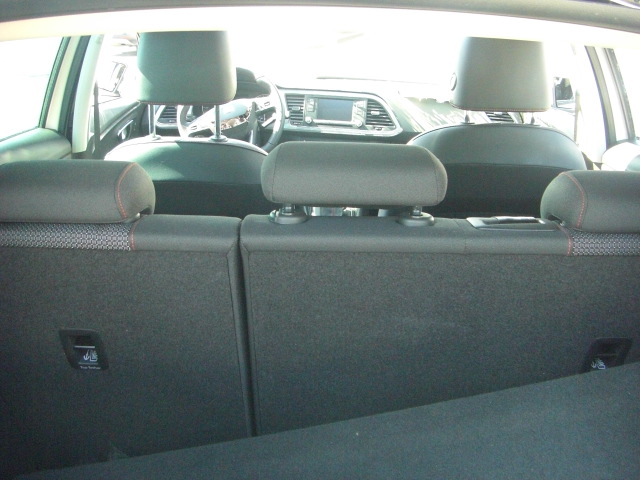 vista interior SEAT LEON FR 2.0 TDI 150CV