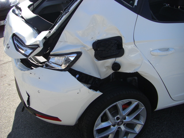 vista golpe trasero derecho SEAT LEON FR 2.0 TDI 150CV