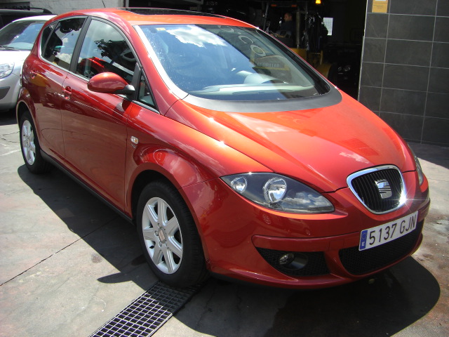 vista delantera derecha SEAT ALTEA 1.4 TFSI GASOLINA 125CV