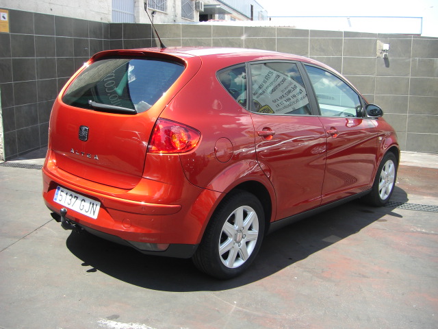 vista trasera derecha SEAT ALTEA 1.4 TFSI GASOLINA 125CV