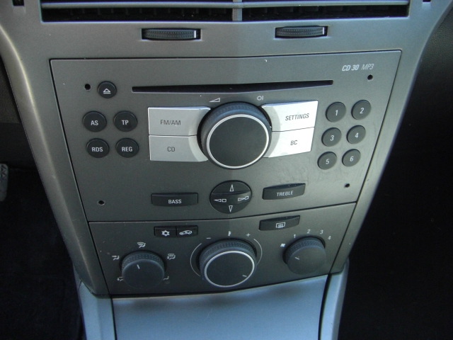 vista cd y clima OPEL ASTRA 1.7 CDTI 100CV