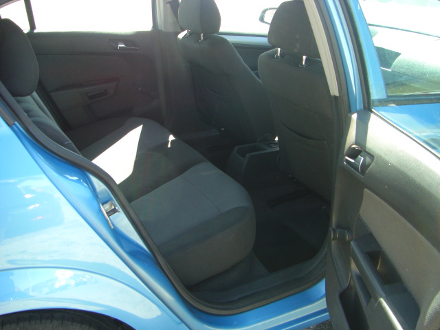 vista interior trasera OPEL ASTRA 1.7 CDTI 100CV