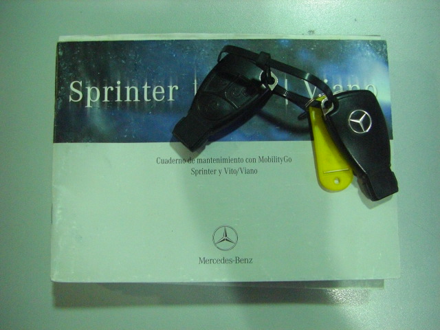 vista libro y 2 llaves MERCEDES BENZ SPRINTRER 315 CDI 2.2 150CV