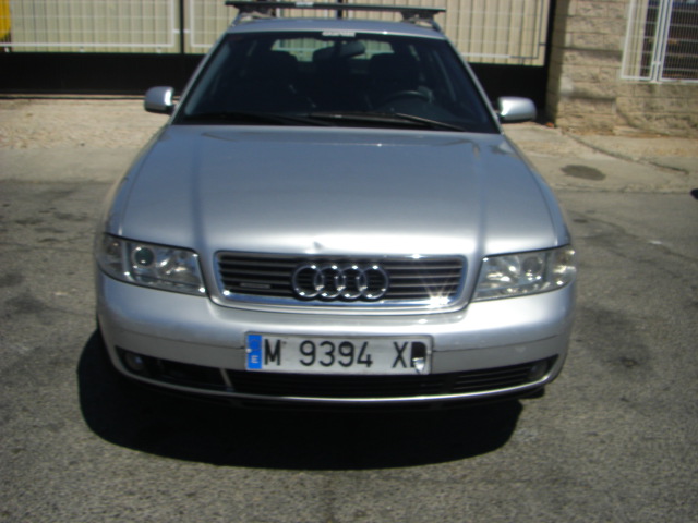 vista delantera AUDI A-4 AVANT 1.8 GASOLINA 150CV QUATTRO
