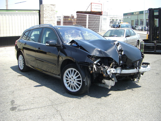 RENAULT LAGUNA GRAND TOUR 2.0 DCI 150CV