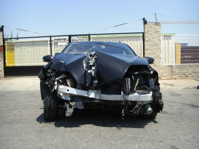 vista delantera RENAULT LAGUNA GRAND TOUR 2.0 DCI 150CV