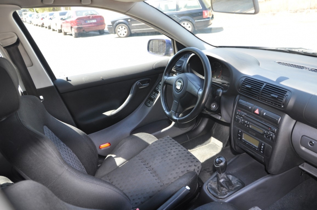 vista interior SEAT LEON 1.9 TDI 110CV