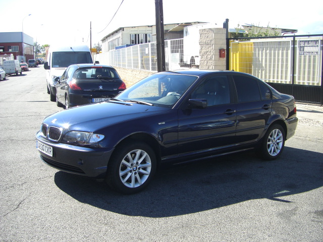 vista delantera izquierda BMW 320D 2.0 150CV
