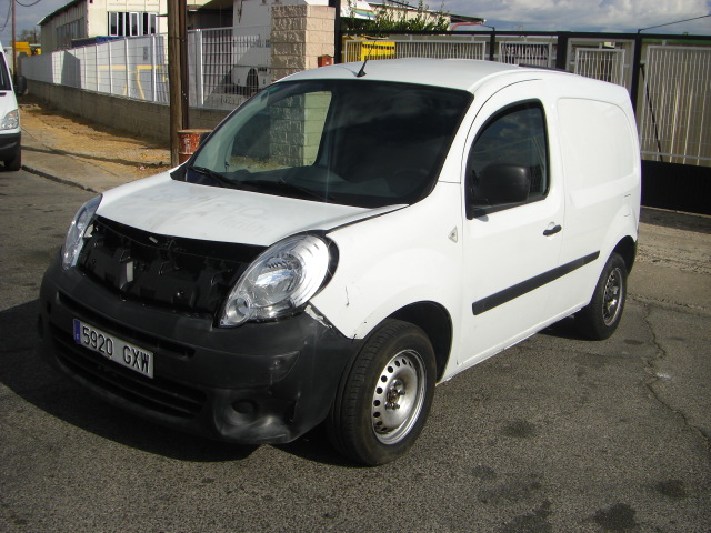 vista delantera izquierda RENAULT KANGOO 1.5 DCI 70CV