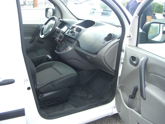 vista interior derecho RENAULT KANGOO 1.5 DCI 70CV